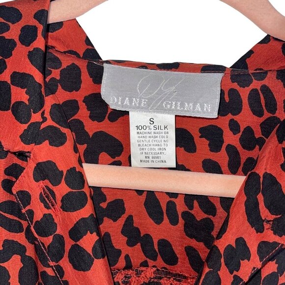 Diane Gilman Womens Nightshirt Size Small Red Animal Print Side Slits Pure Silk - Picture 8 of 8
